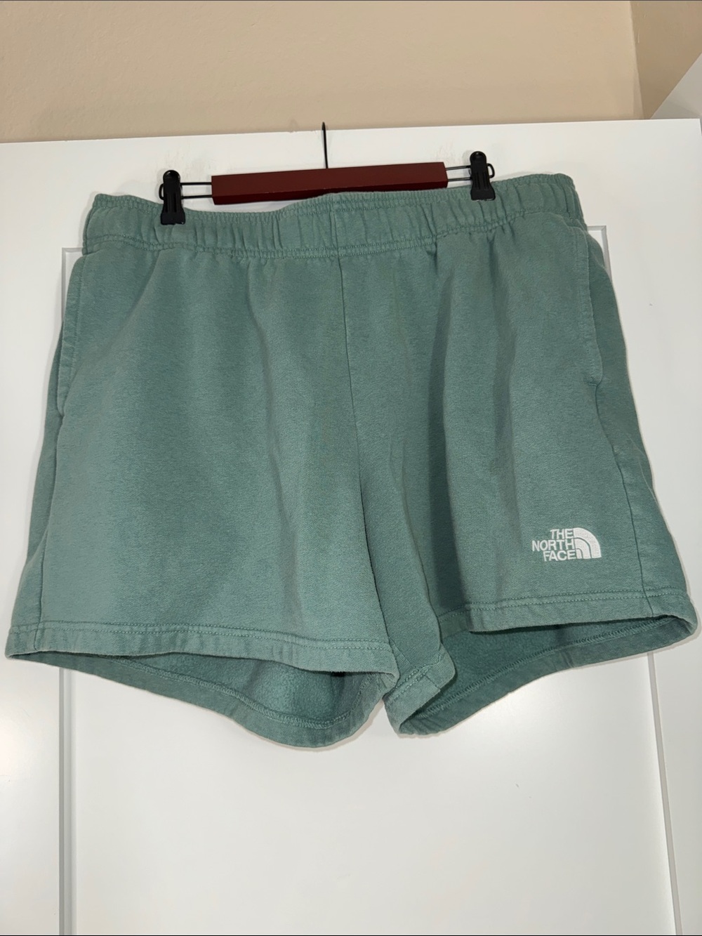 The North Face Women's Sage Green Fleece Athletic Shorts Sz XXL active wear
